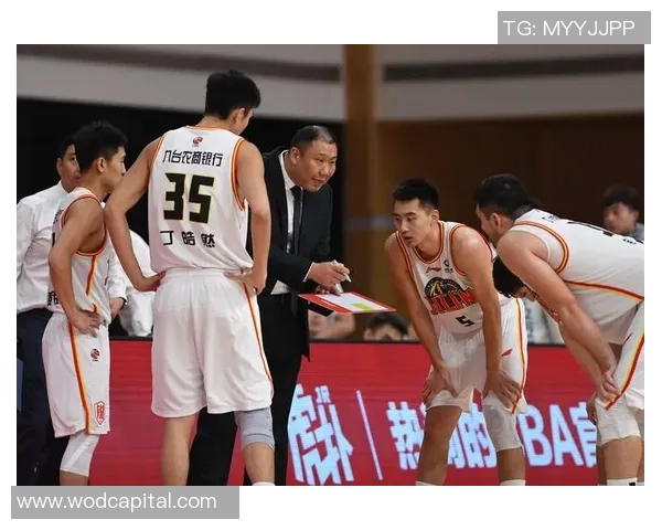 全国锦标赛回顾：上海篮球队战术分析与表现评估