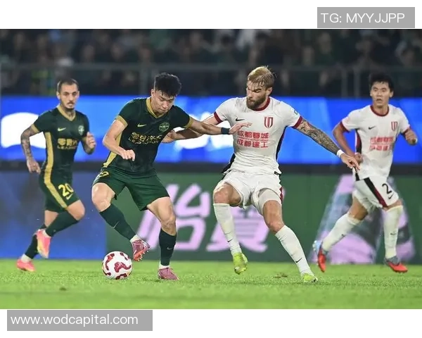 成都足球队在联合会杯积分榜上以97分稳居第一位置