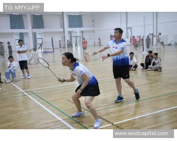 西安羽毛球队在全国团队协作排行榜中荣获第八名的佳绩