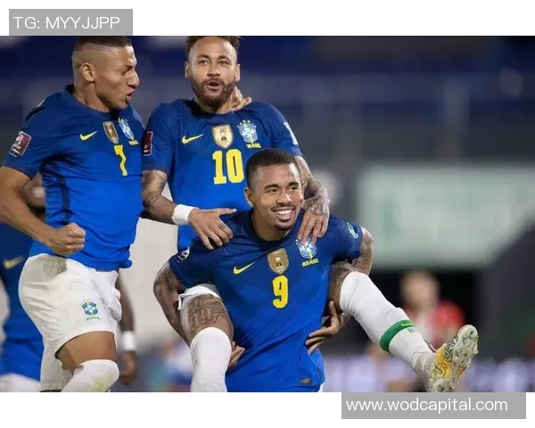 重庆足球队以76分领跑挑战赛积分榜展现强劲实力与团队合作精神